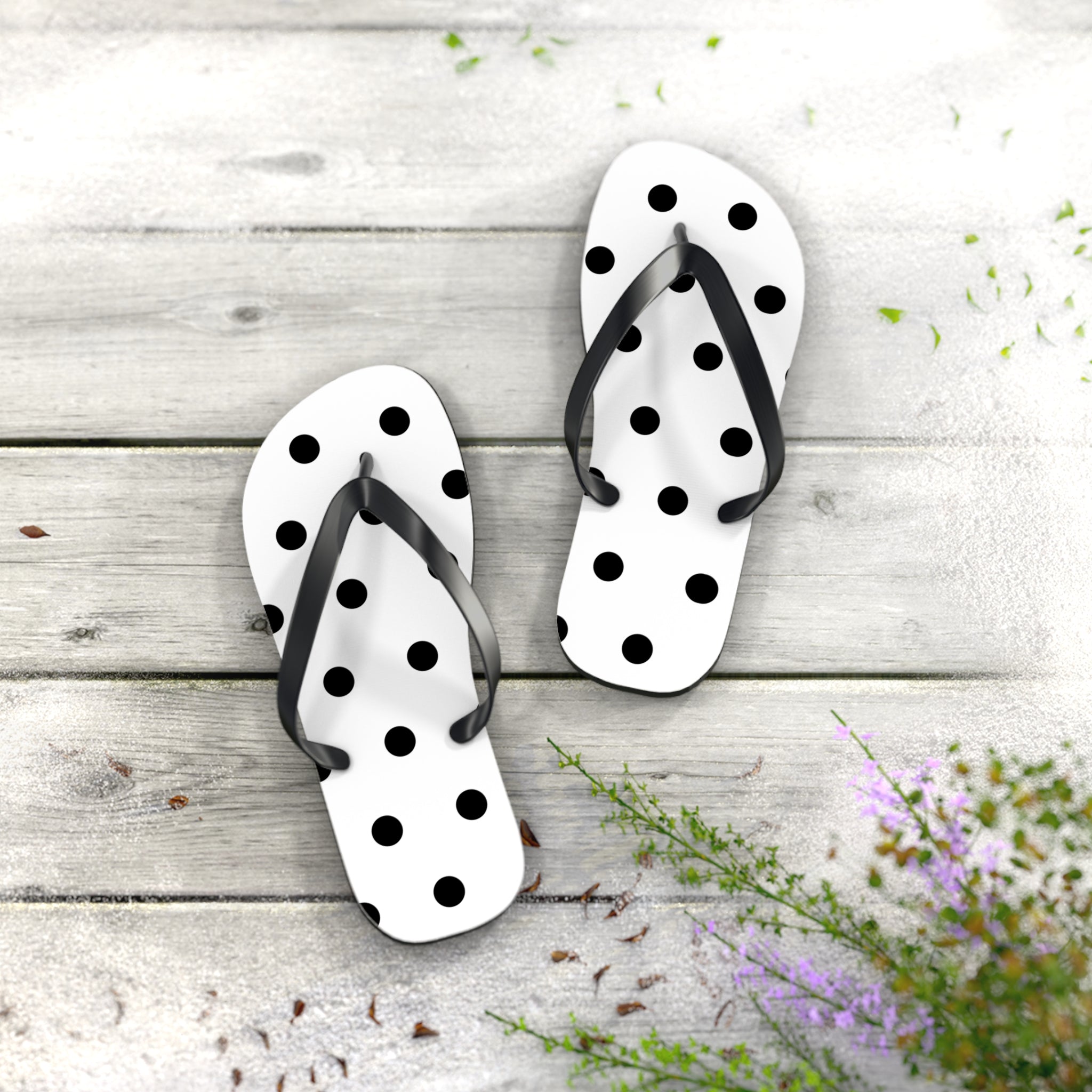 Flip Flops- polka dot